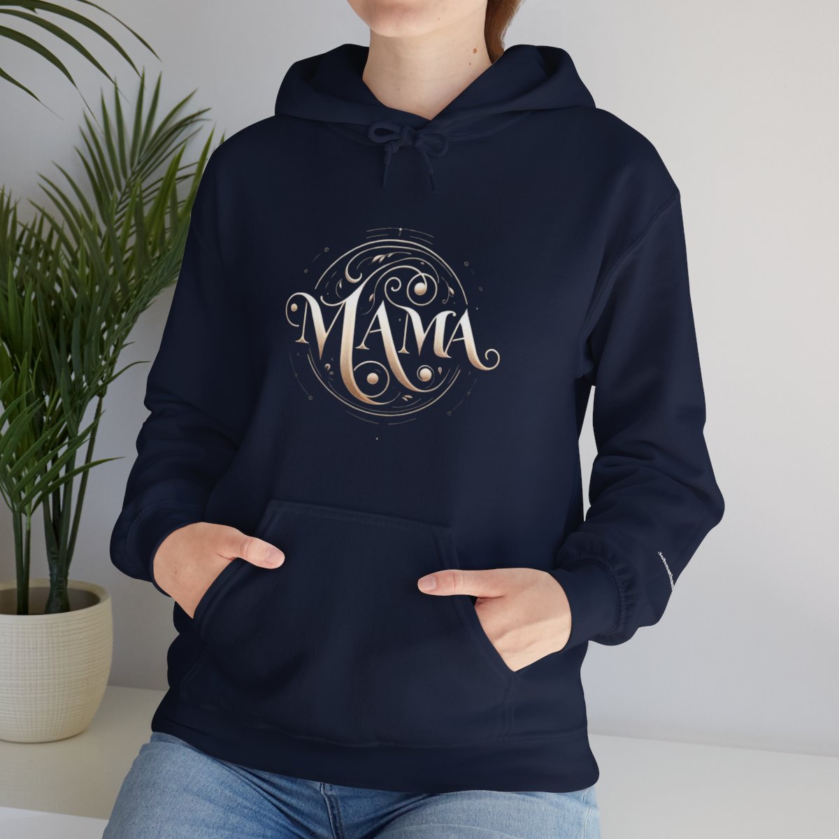 MAMA Unisex Heavy Blend™ Hooded Sweatshirt with Children Names on Sleeve